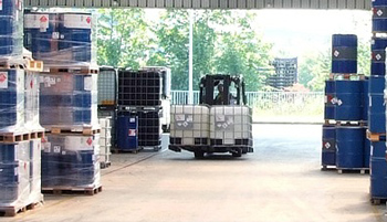 Pintar Suelo en Industria Química